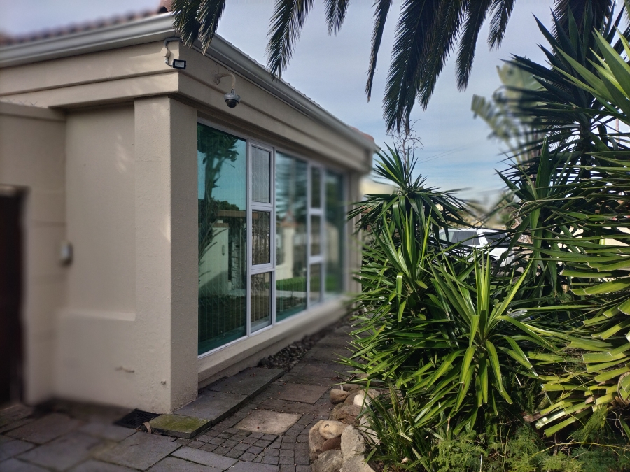 4 Bedroom Property for Sale in Athlone Western Cape